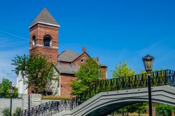 Uno scorcio della chiesa Bethel A.M.E. a Indianapolis, Indiana (Stati Uniti d'America) in una giornata di sole.
