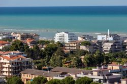 Uno scorcio della città di mare di Roseto degli Abruzzi, Abruzzo.
