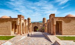 Uno scorcio della fortezza di Hissar, Dushanbe, Tagikistan. La sua costruzione risale al XVI° secolo grazie all'emiro di Buchara - © Truba7113 / Shutterstock.com