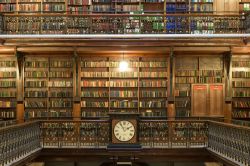 Uno scorcio della Mortlock Wing nella South Australian State Library, Adelaide. E' una delle biblioteche più belle al mondo nonché una delle attrazioni turistiche più ...