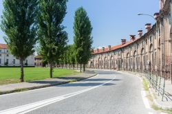 Uno scorcio della piazza di Stupinigi (Nichelino) di fronte alla Palazzina di Caccia dei Savoia