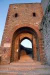 Uno scorcio della Rocca Malatestiana a Montefiore Conca, provincia di Rimini, al tramonto - © claudio zaccherini / Shutterstock.com