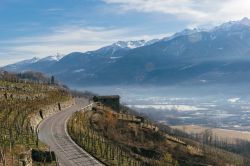 Uno scorcio della Valtellina nella zona di Sondrio, Lombardia.
