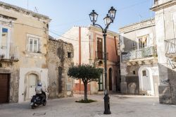 Uno scorcio della vecchia Siracusa sull'isola di Ortigia, Sicilia.



