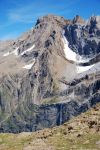Uno scorcio dell'anfiteatro glaciale dei Pirenei francesi: il Circo di Gavarnie attorniato da vette che superano i 3 mila metri di altezza.

