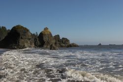 Uno scorcio dell'Olympic National Park a Olympia, Washington, Stati Uniti. Ogni anno, milioni di persone visitano quest'area naturale per ammirarne la bellezza dei paesaggi.
