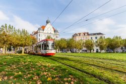 Uno scorcio di Borsigplatz Innstadt-Nord a Dortmund, Germania. Questo luogo è celebre per aver visto la nascita del club di football Borussia Dortmund - © HildaWeges Photography ...