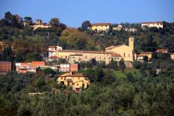 Uno scorcio di Carmignano vicino a Prato in Toscana