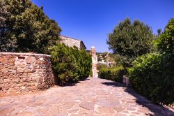 Uno scorcio di Castiglione della Pescaia, Toscana. Siamo in una delle mete turistiche più esclusive della Toscana per via della qualità del mare e delle spiagge, la cura ambientale ...