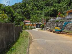 Uno scorcio di Chemin Le Niol Street sull'isola di Mahé, Seychelles - © Authentic travel / Shutterstock.com