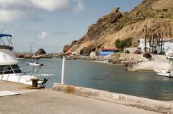 Uno scorcio di Fort Bay Harbor sull'isola di Saba, Antille Olandesi.



