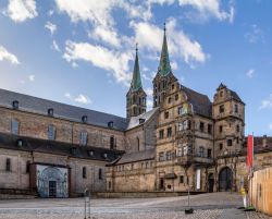 Uno scorcio di Piazza del Duomo a Bamberga, Germania.
