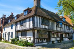 Uno scorcio di un vicolo di Rye in Inghilterra - © IR Stone / Shutterstock.com