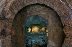 Uno scorcio interno delle catacombe di Jajce, Bosnia e Erzegovina. Sono state fatte costruire fra la fine del XIV° e l'inizio del XV° secolo dal potente conte Vukcic Hrvatinic come ...