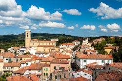 Uno scorcio panoramico di Rosignano Marittimo in Toscana, siamo in provincia di Livorno