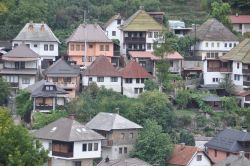 Veduta dalla vecchia Travnik sui tetti della cittadina a 80 km da Sarajevo, Bosnia e Erzegovina - © Mato Papic / Shutterstock.com