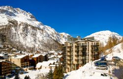 Veduta del comprensorio sciistico Espace Killy in Val d'Isère, Savoia, Alpi francesi - © Phuketian.S / Shutterstock.com