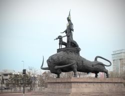 Veduta del monumento nazionale kazako, Astana - © sfam_photo / Shutterstock.com