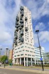 Veduta della Stadsheer a Tilburg, Olanda. Si tratta di una torre residenziale alta 101 metri nel cuore della cittadina del Brabante Settentrionale. Secono edificio più alto di Tilburg, ...