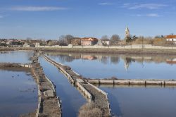 Veduta delle saline nella città vecchia di Nin, Croazia.



