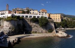 Veduta di Bastia, Corsica. E' il principale porto nonché il più importante centro commerciale e industriale dell'isola francese.



