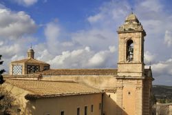 Veduta panoramica del borgo di Chiaramonte Gulfi, siamo in Sicilia, nel sud-est della regione