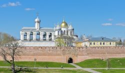 Veduta panoramica del Cremlino di Velikij Novgorod, Russia.

