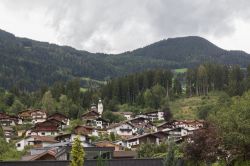 Veduta panoramica di Fugen nella valle di Zillertal, Austria.
