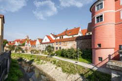 Veduta su una strada della città di Donauworth, Strada Romantica, Baviera (Germania) - © Yuri Turkov / Shutterstock.com