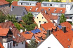Veduta sui tetti del centro storico di Kempten, Baviera, Germania.
