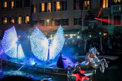 Venezia, Rio di Cannaregio: la festa Veneziana sull'acqua, prima parte - © Pablo Sarompas / Shutterstock.com