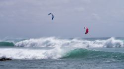 Vento e kite surf sull'isola di Sal a Capo Verde, l'arcipelago è battuto dai venti alisei 