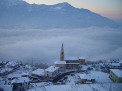 Il borgo di Vercana sul lago di Como dopo una nevicata - © Marco Filla - Wikipedia