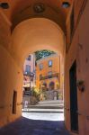 Vicolo a Montefiascone, Lazio. Un suggestivo scorcio fotografico di questo comune della provincia di Viterbo - © Mi.Ti. / Shutterstock.com