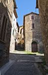 Vicolo in centro a Ronciglione di Viterbo - © Mi.Ti. / Shutterstock.com