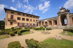 Villa Caruso a Lastra a Signa a sud di Firenze. La dimora appartenne alla famiglia dei Medici