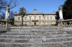 Villa Peragallo a Calenzano - © Lmagnolfi - CC BY-SA 4.0 - Wikipedia