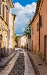 Visita al centro storico del borgo di Piediluco in Umbria