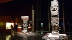 Una sala all'interno del Museo Nazionale di Antropologia di Città del Messico. Per una visita approfondita all'enorme museo occorre almeno un'intera giornata - foto © ...