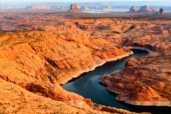 Veduta area del fiume Colorado e del Grand Canyon in Arizona, Stati Uniti d'America