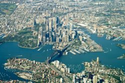 Vista aerea della Baia di Sydney in Australia ...