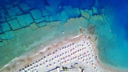 Vista aerea della spiaggia di Elli a nord di Rodi