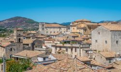 Vista panoramica dall'acropoli di Alatri, provincia di Frosinone, Lazio. La città possiede un importante patrimonio di monumenti di interesse artistico e storico.



