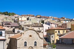 Vista panoramica del borgo di Pietramontecorvino in Puglia