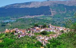 Vista panoramica di Auletta in Campania - © Gianfranco Vitolo, CC BY 2.0, Wikipedia