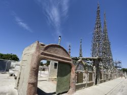 Watts Towers Los Angeles . - © Federico Rostagno / Shutterstock.com