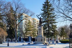 Winnipeg: il memorial ai canadesi scomparsi combattendo per la liberazione della Francia, Canada - © Vadim Rodnev / Shutterstock.com