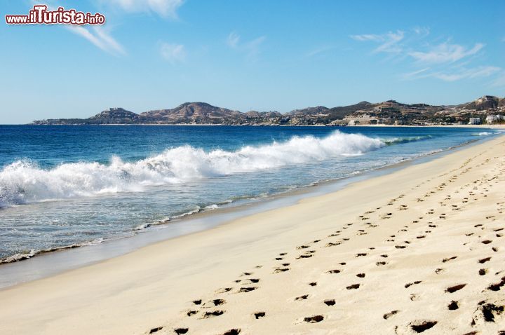 Immagine Playa Hotelera a San Jose del Cabo, spiaggia non distante da Cabos San Lucas nello stato della Baja California, in Messico