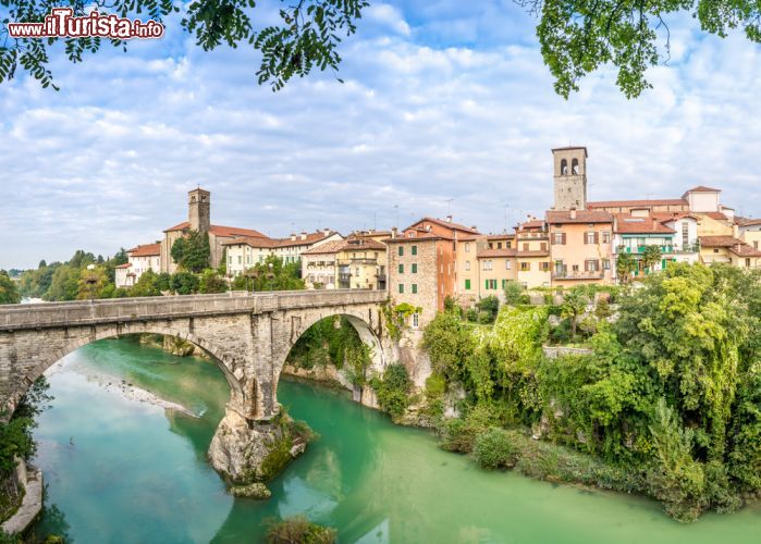 Immagine Ponte del Diavolo e Cividale del Friuli - © milosk50 / Shutterstock.com