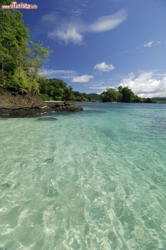 Immagine Punta della spiaggia Hermosa sull'isola di Coiba, Panama, America Centrale.